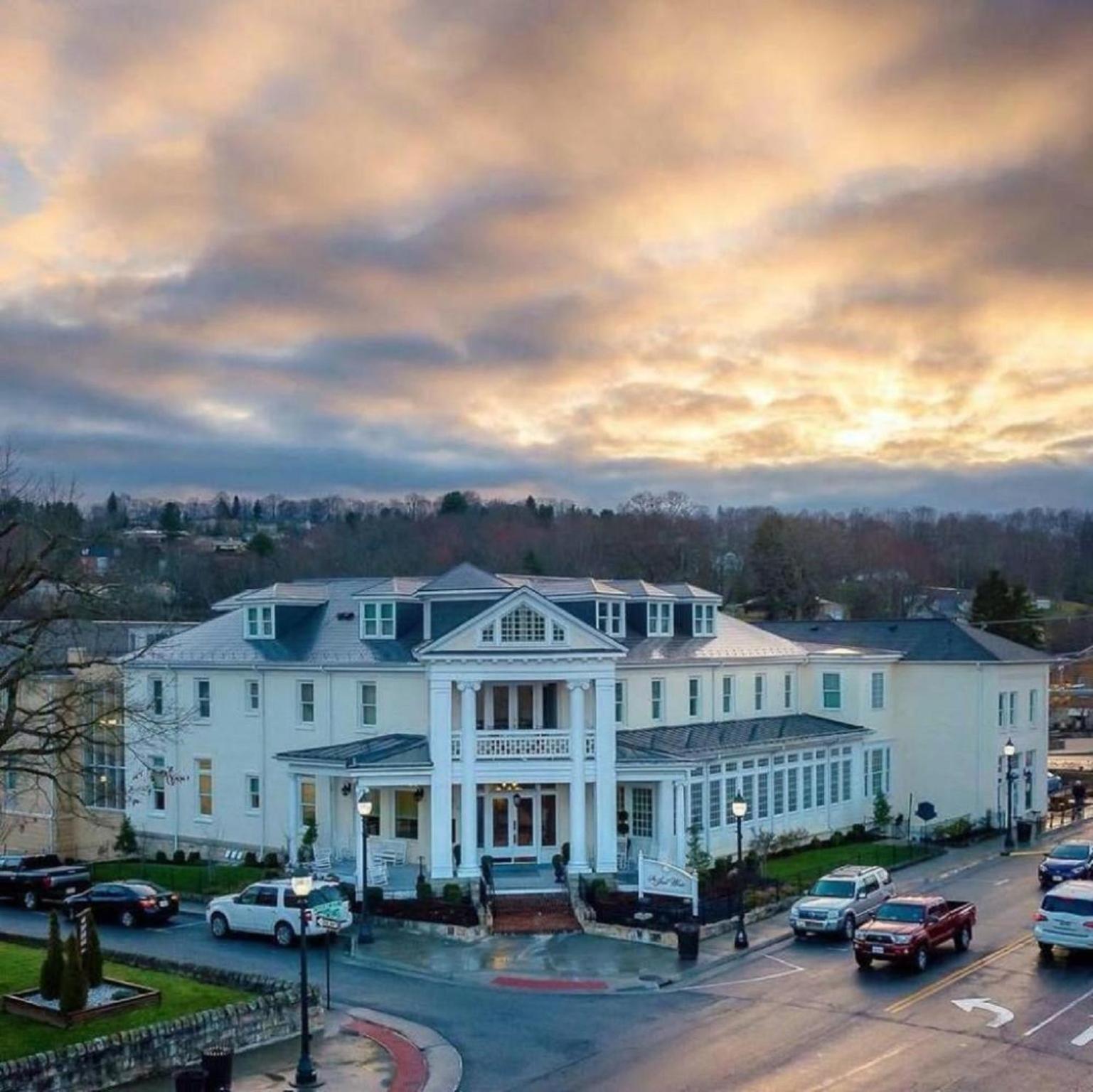 The Inn At Wise Екстериор снимка